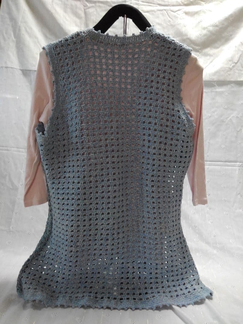 手編み　ハンドメイド　お花のベスト