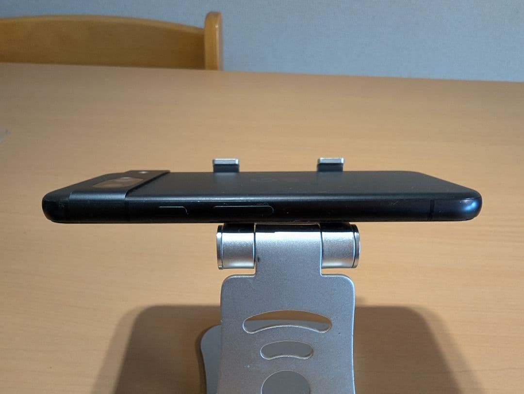 Pixel8a バッテリー97% 中古美品