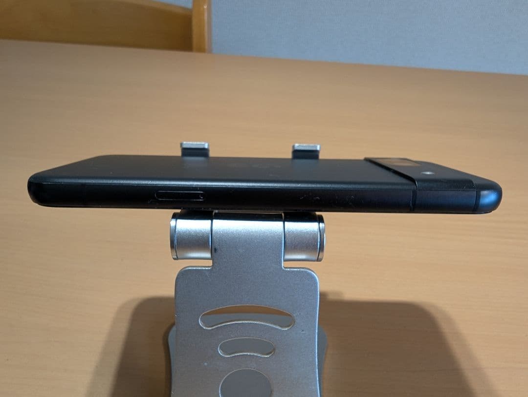 Pixel8a バッテリー97% 中古美品