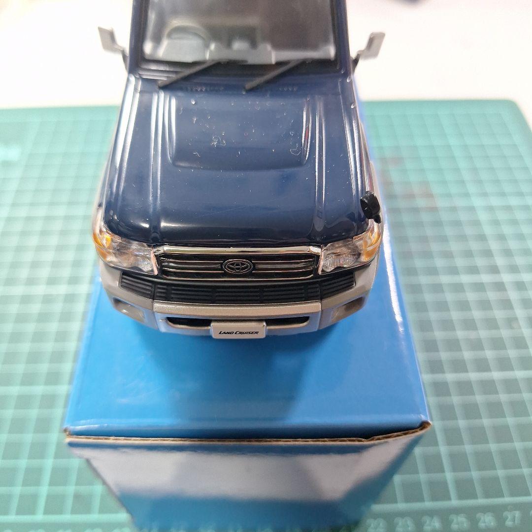 ランドクルーザー70 ミニカー 1/43 ネイビーブルー
