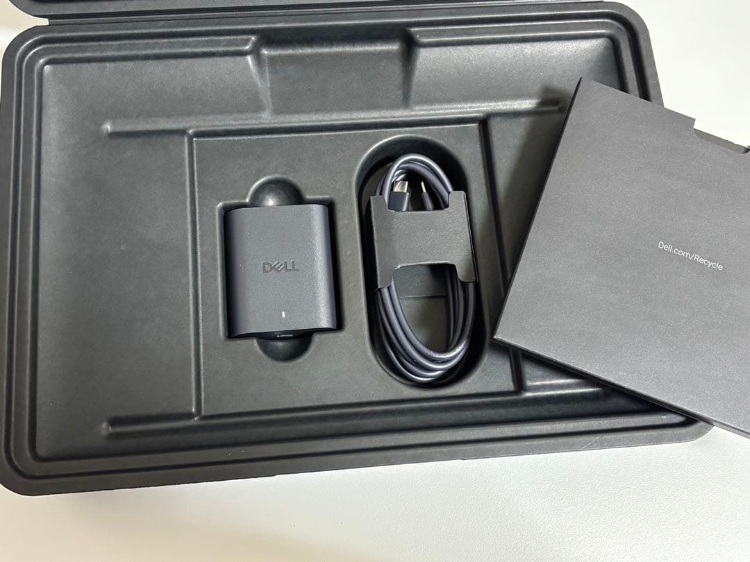 【美品】DELL XPS 13 9350