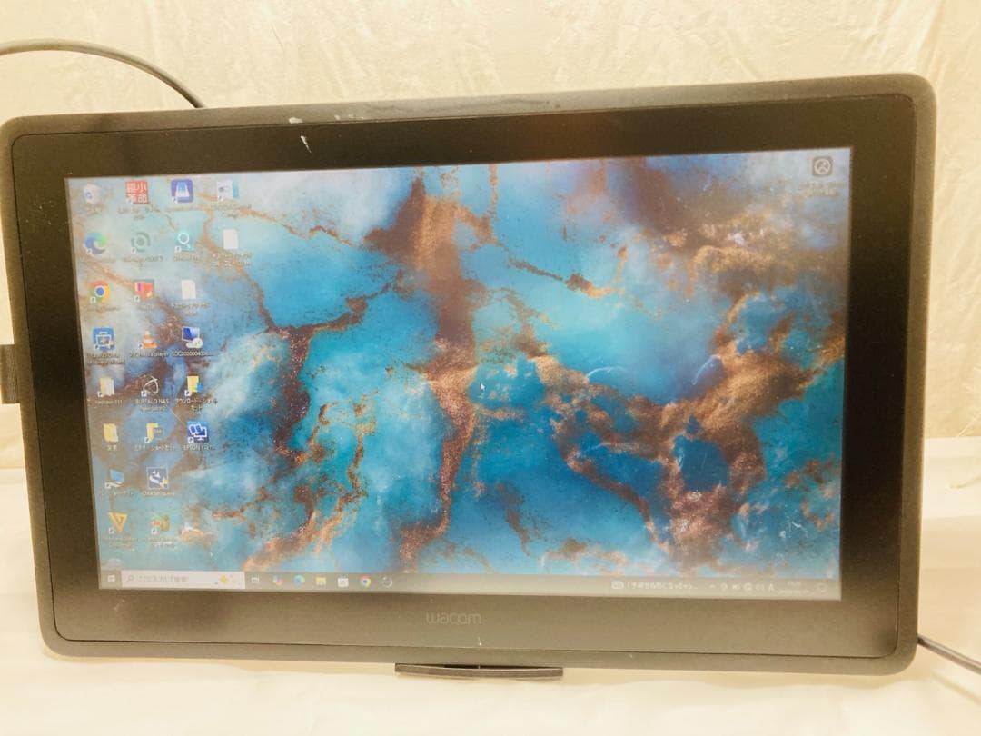 Wacom Cintiq 22 DTK-2260 ペンタブレット 通電ジャンク
