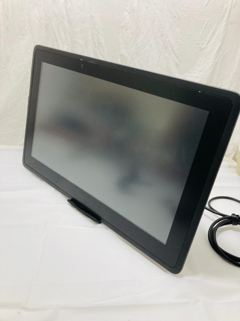 Wacom Cintiq 22 DTK-2260 ペンタブレット 通電ジャンク