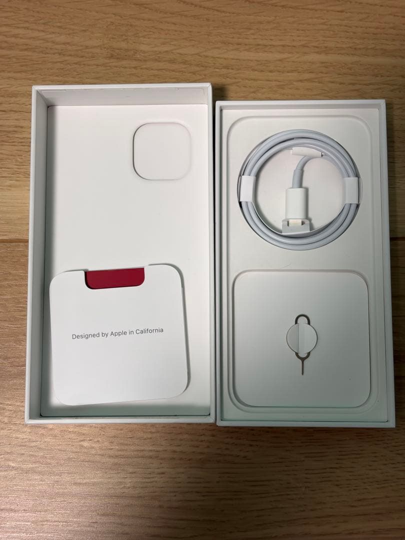 Apple iPhone 13 (PRODUCT(RED)) 本体
