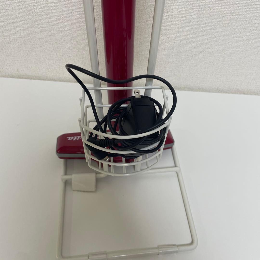 美品　マキタ makita 充電式 クリーナー CL116D