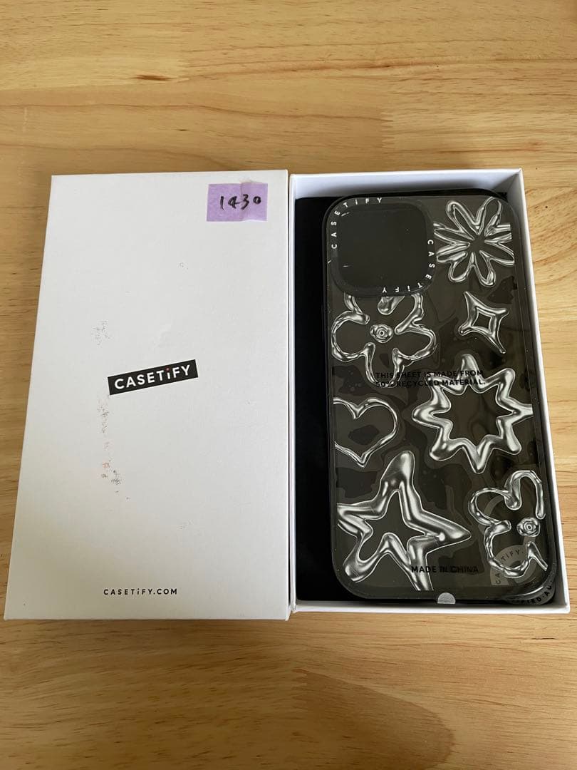 CASETiFY iPhone16ProMaxケースChromeDoodles