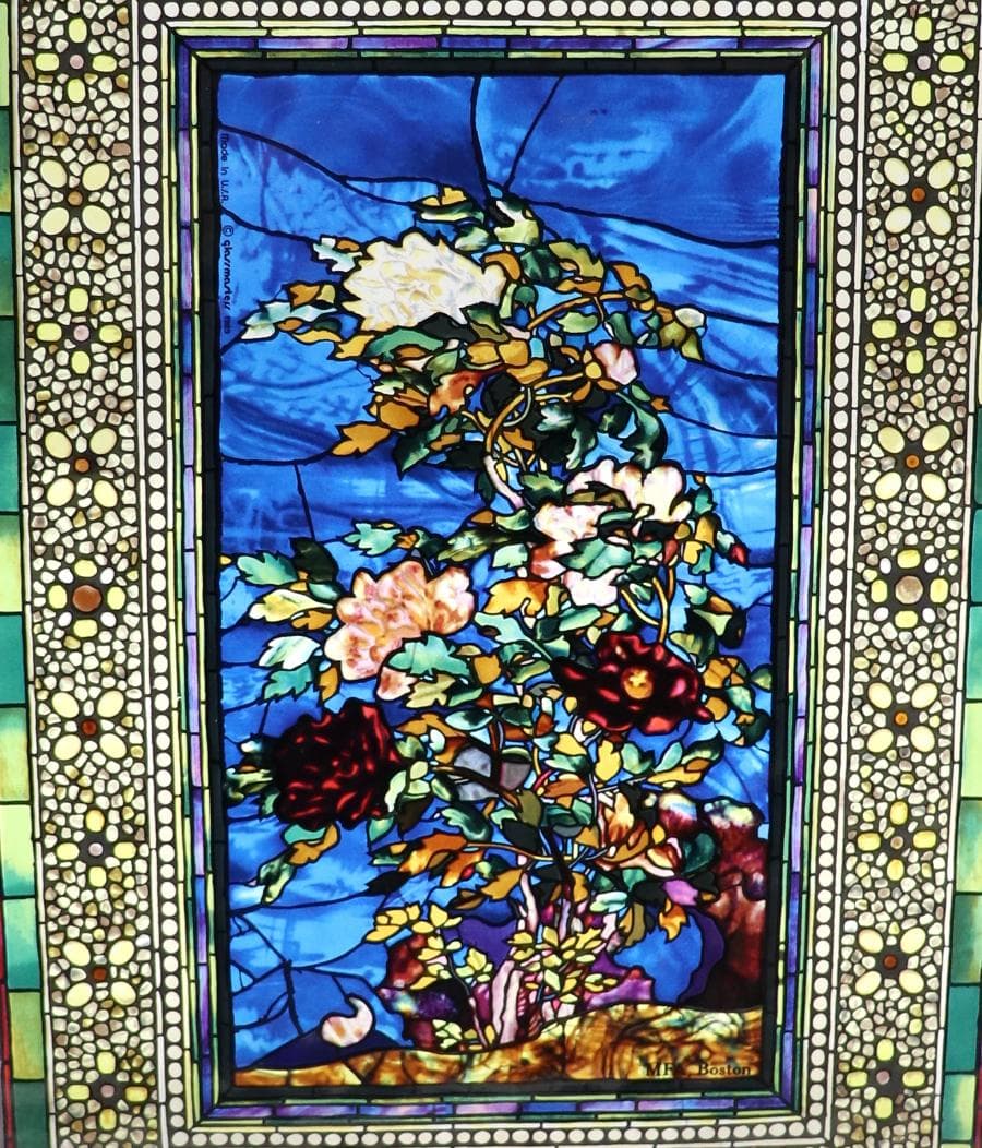 ジョン・ラファージ ヴィンテージステンドグラス 風に吹かれる牡丹グラスマスターズ