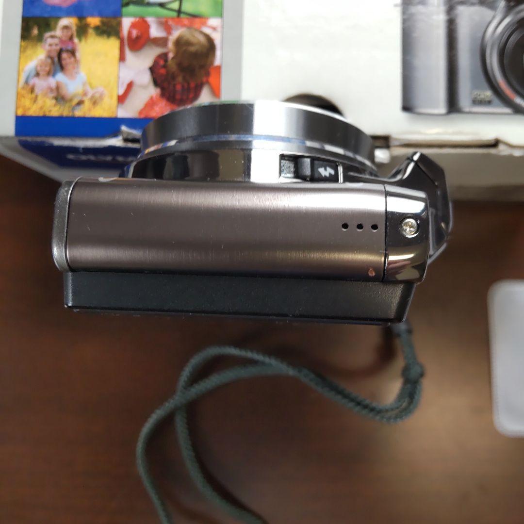 Olympus SZ-11 コンパクトデジタルカメラ