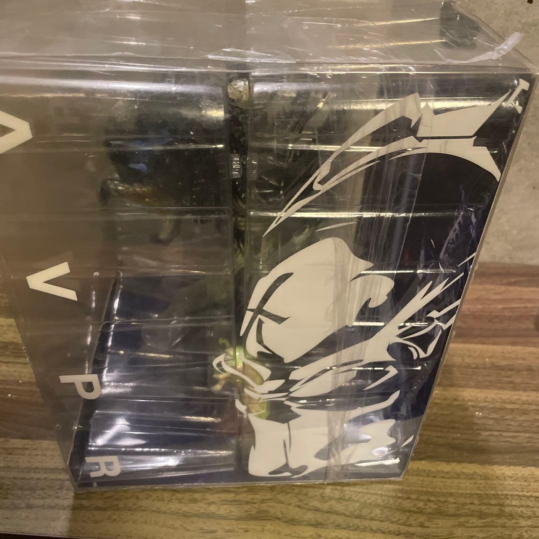 超希少未開封未使用ThreeBエイリアン　プレデリアンフィギュア　AVPR