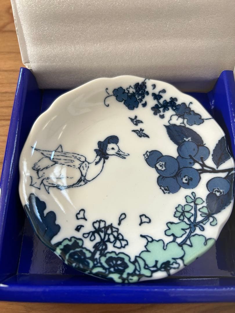 ピーターラビット 小皿、フォーク、ナイフ、マグカップ、タオルセット非売品