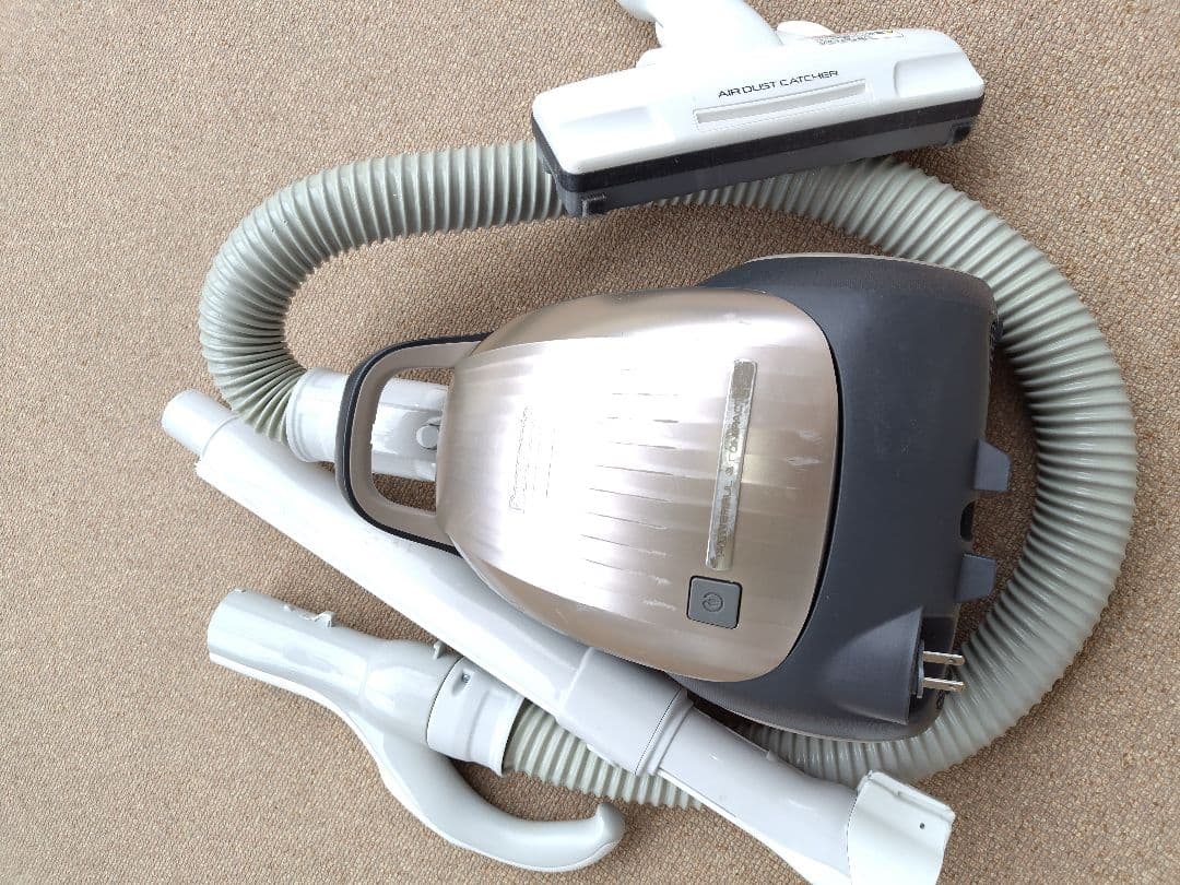 パナソニック　紙パック掃除機　MC-PK20G-N