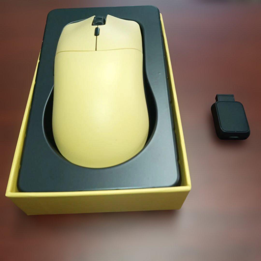 ⭐️ 【美品】GLORIOUS MODEL O PRO Wirelessイエロー
