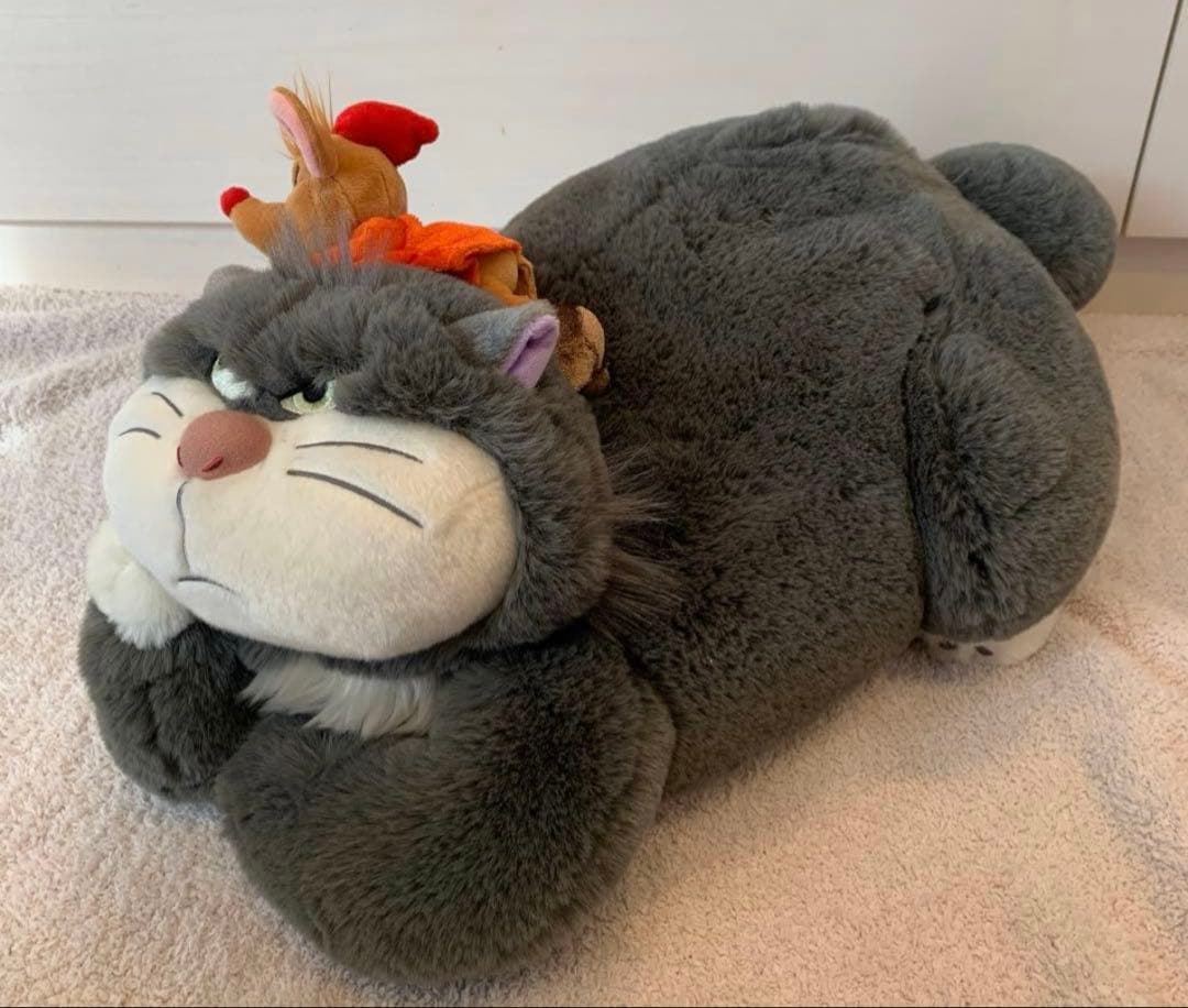 【希少】ディズニーストア限定　ルシファージャック ぬいぐるみ 店舗限定