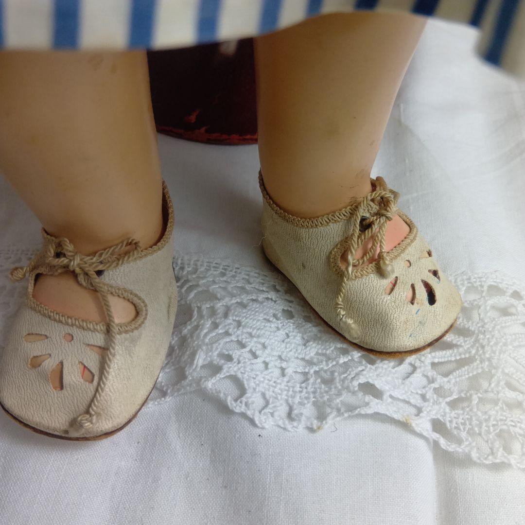 ♥秋の大特価Sale♥お目目が左右に動く可愛いアンティークコンポジションドール♥