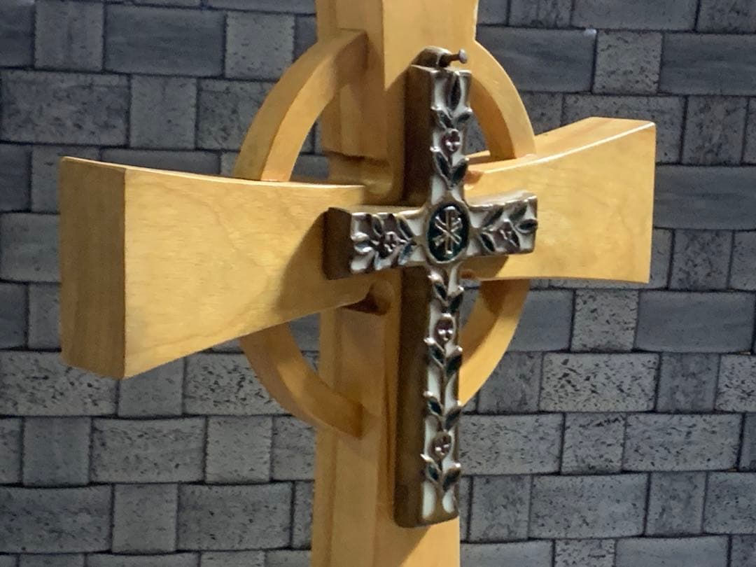 アンティーク　真鍮製クロス&三層スタンディングクロステーブル