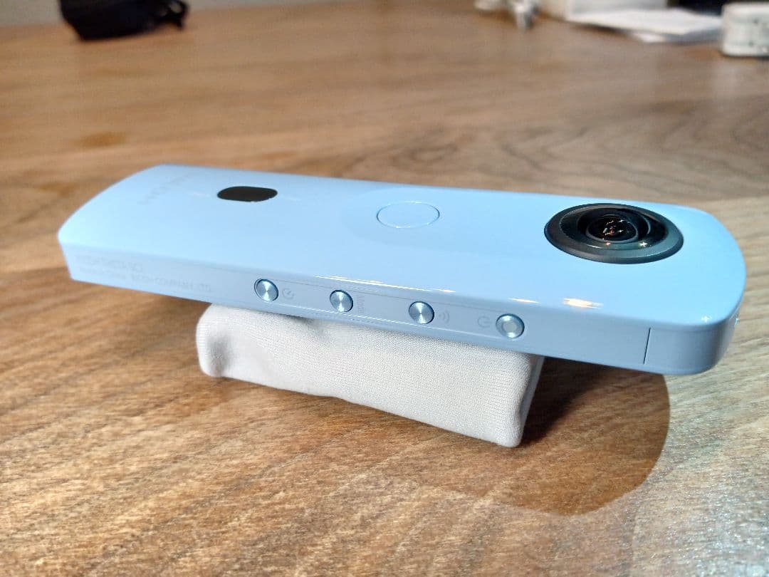 充電用アダプター付 未使用級 RICOH THETA SC2 取説+元箱+保証付