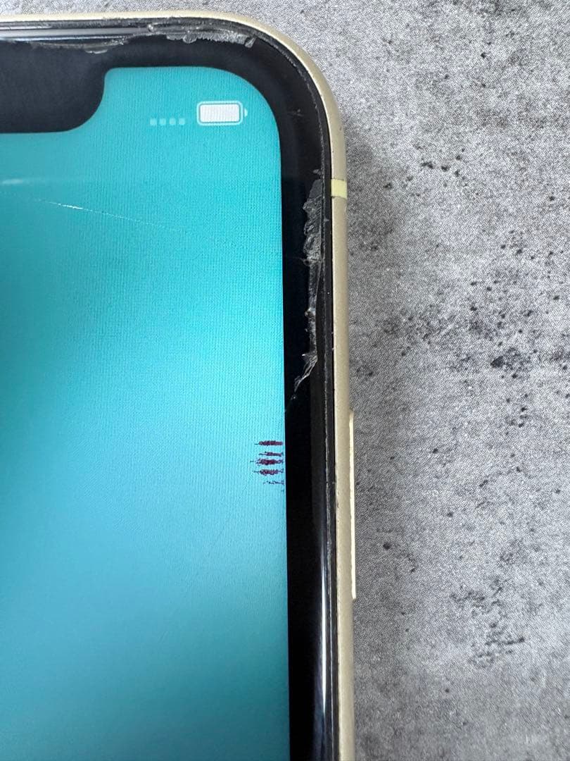 iPhone X 本体 画面割れ・液晶表示ムラあり 初期化済み