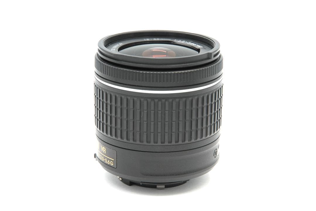 ショット数8466枚 Nikon D5600 レンズキット 美品 Wi-Fi付き