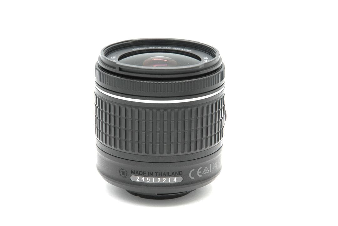 ショット数8466枚 Nikon D5600 レンズキット 美品 Wi-Fi付き