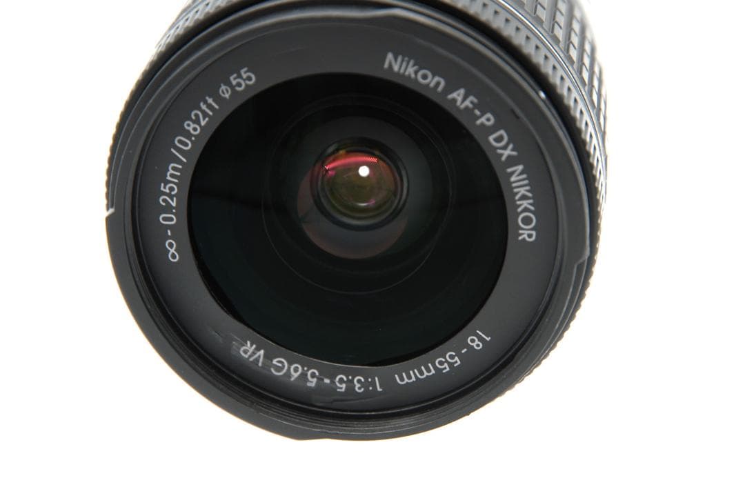 ショット数8466枚 Nikon D5600 レンズキット 美品 Wi-Fi付き