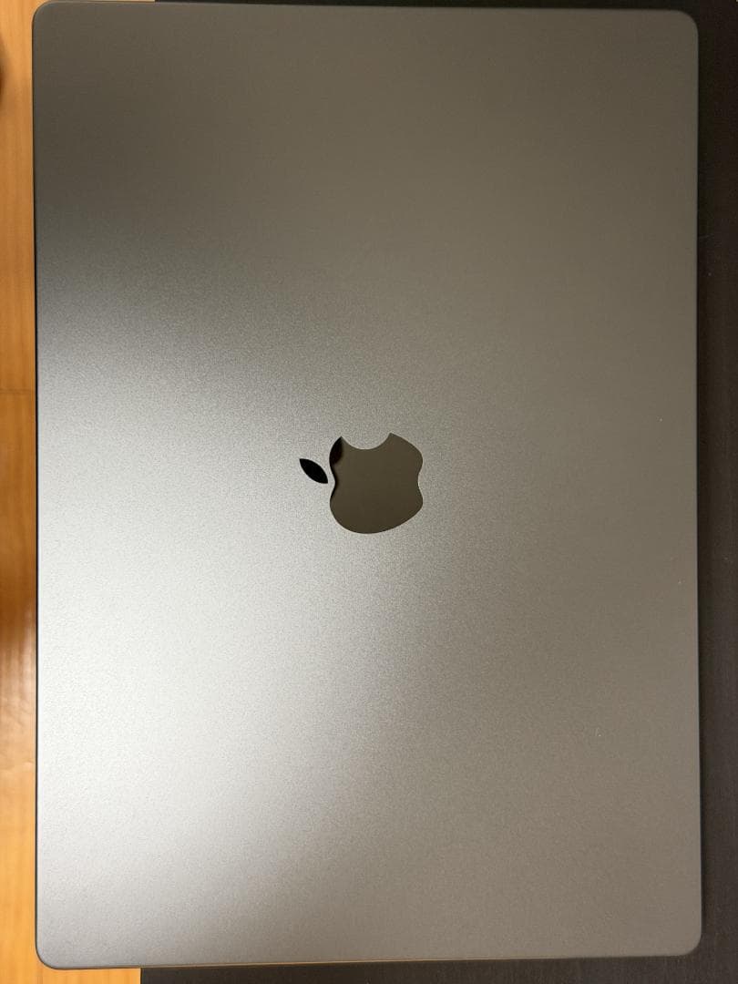 【良品】Apple M3 Proチップ 16インチMacBook Pro