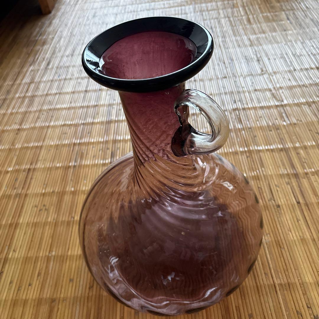 ガラスフラスコ型花瓶