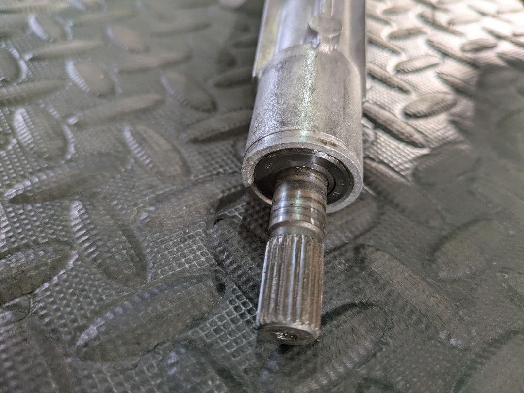 草刈り機　スパイダーモアSP850　ミッション