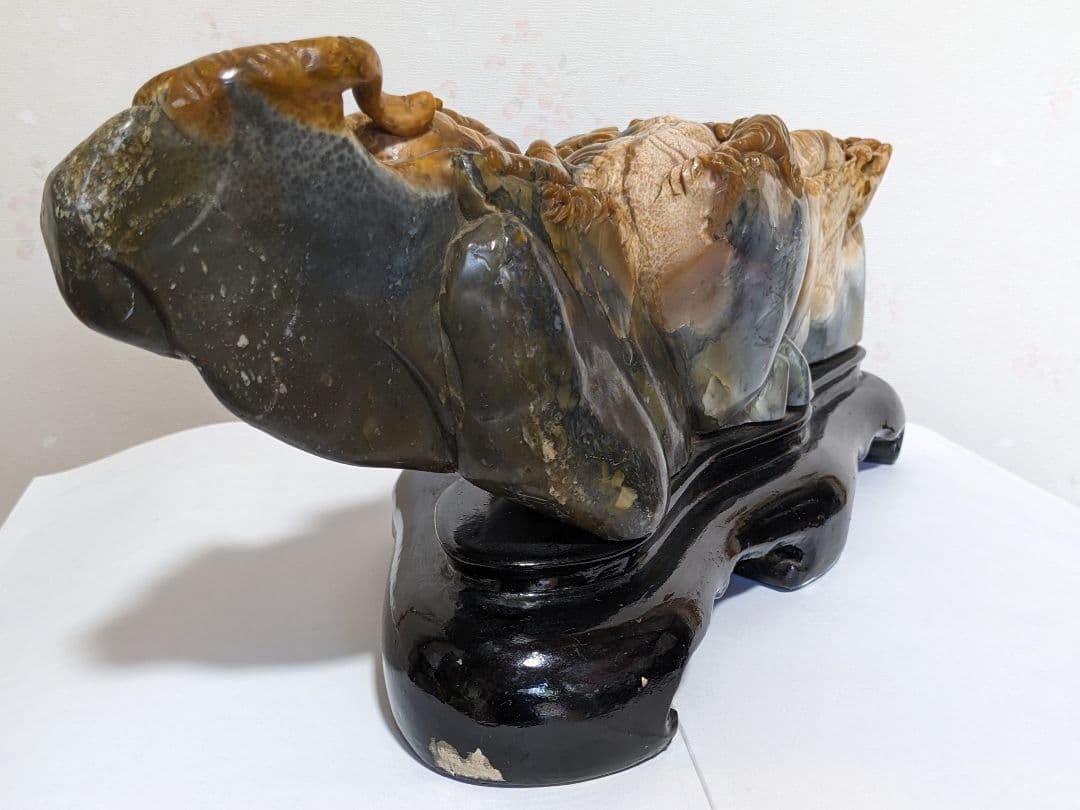 ♦中国古美術品 透かし彫り 草花文様 群虎 天然石 置物飾り 玉石文化 骨董品