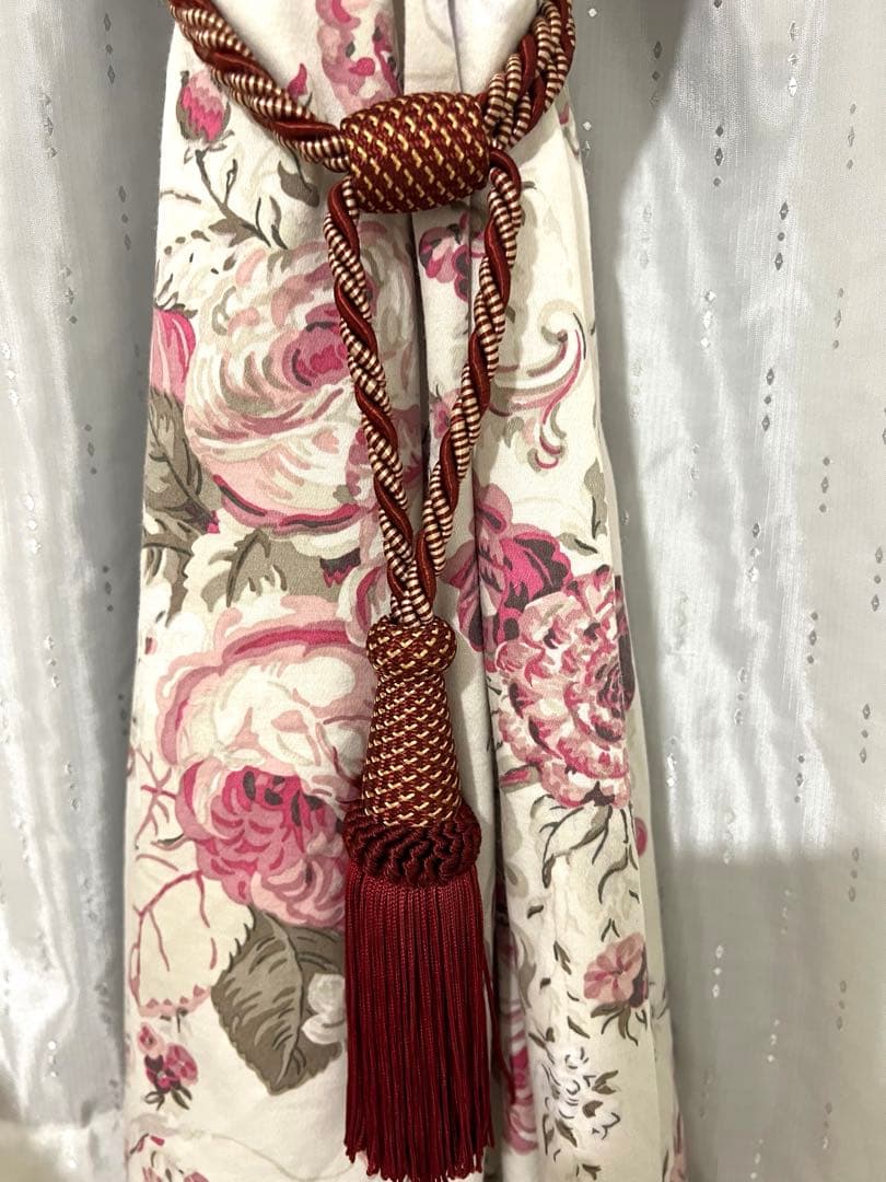 ローラアシュレイ カーテン