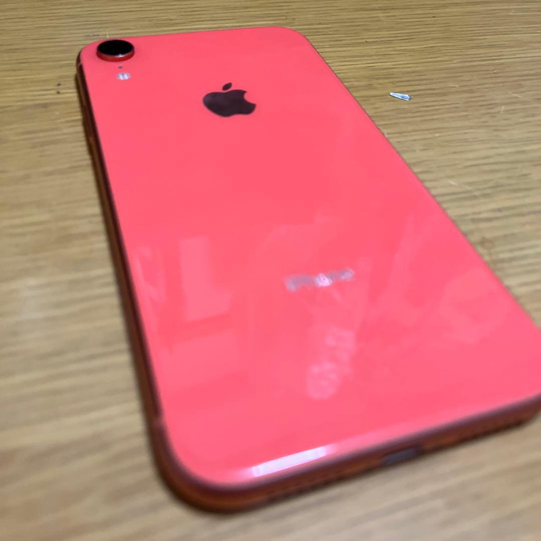 【美品】iPhone XR コーラル