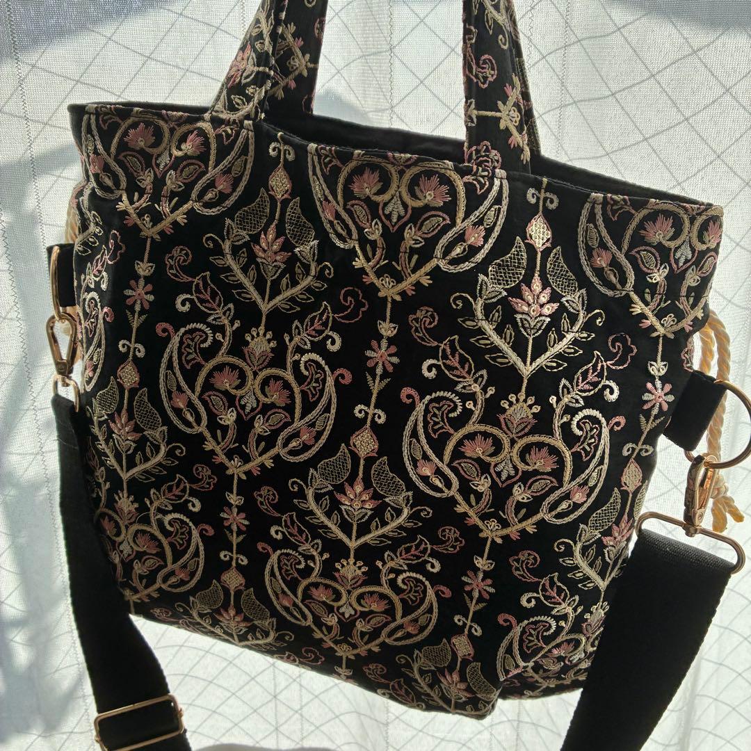 巾着バッグ（インド刺繍　ブラック）