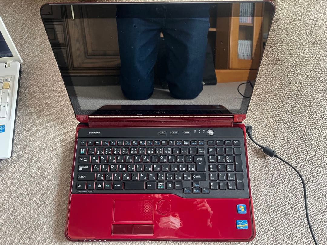 高級感の赤高性能Core i7富士通 LIFEBOOK AH77/G ブルーレイ