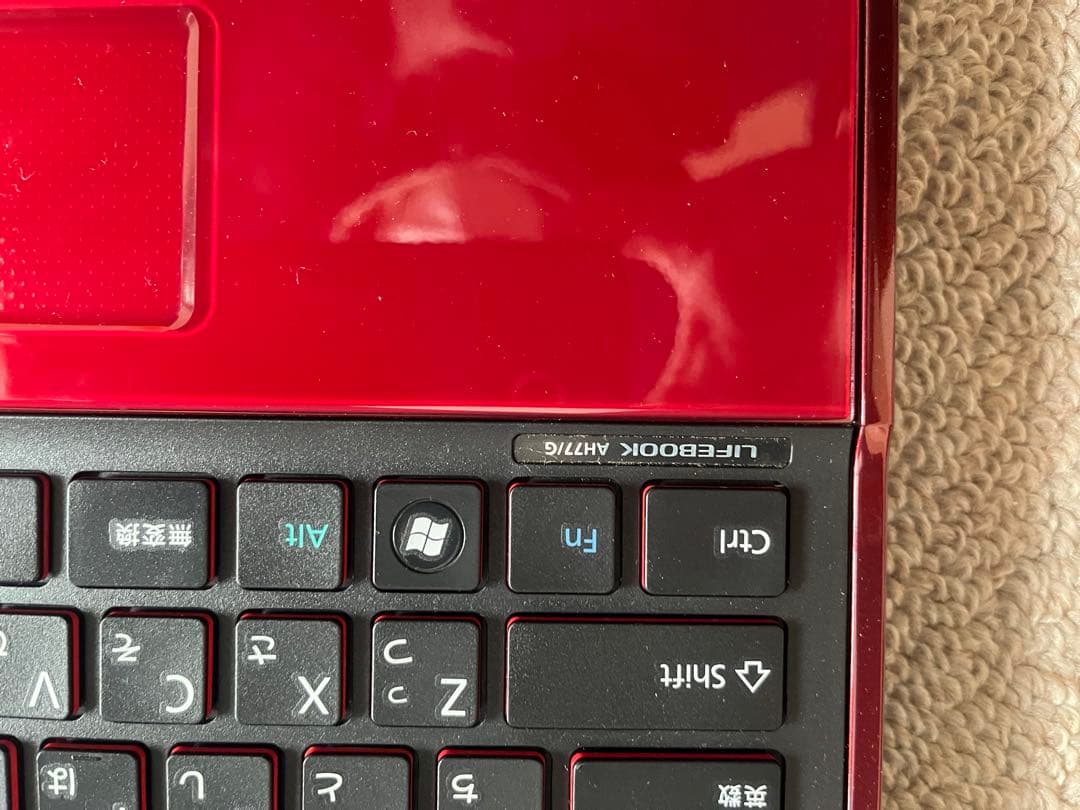 高級感の赤高性能Core i7富士通 LIFEBOOK AH77/G ブルーレイ