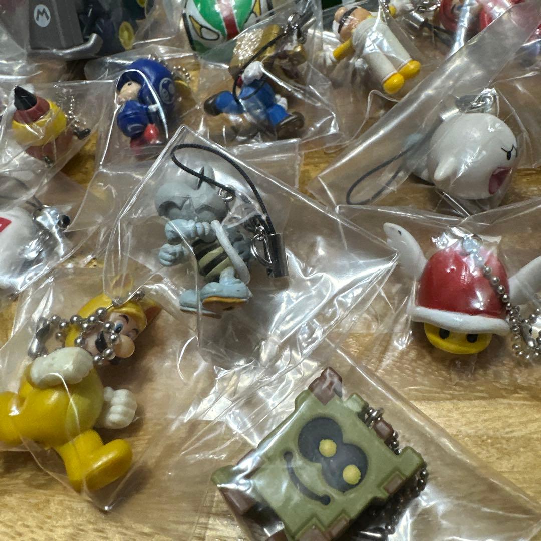マリオグッズ　キーホルダー　ストラップ　PEPSI 51個　大量