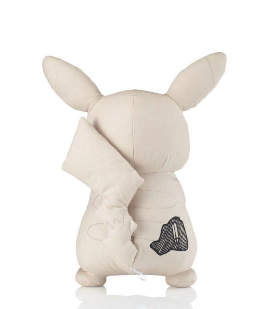 新品未使用Daniel Arsham×Pokemon plush Pikachu