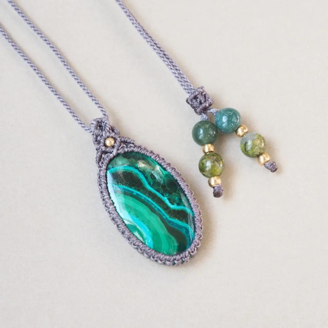 マラカイト マクラメ ネックレス