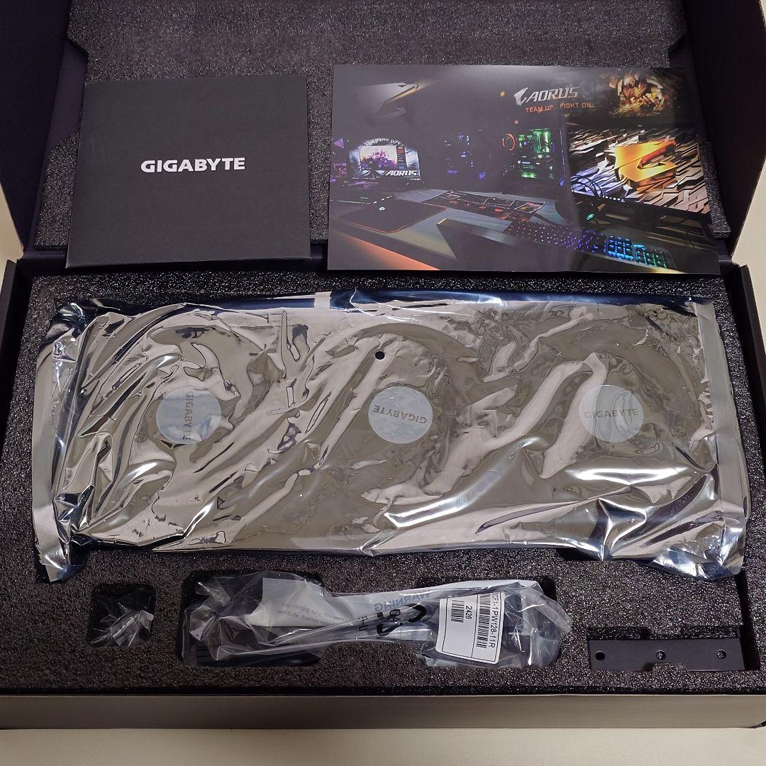 【極美品】GIGABYTE 4070Ti SUPER 16GB OC