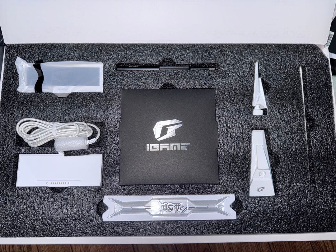 グラフィックボード・グラボ・ビデオカード iGame Vulcan GeForce RTX 5080