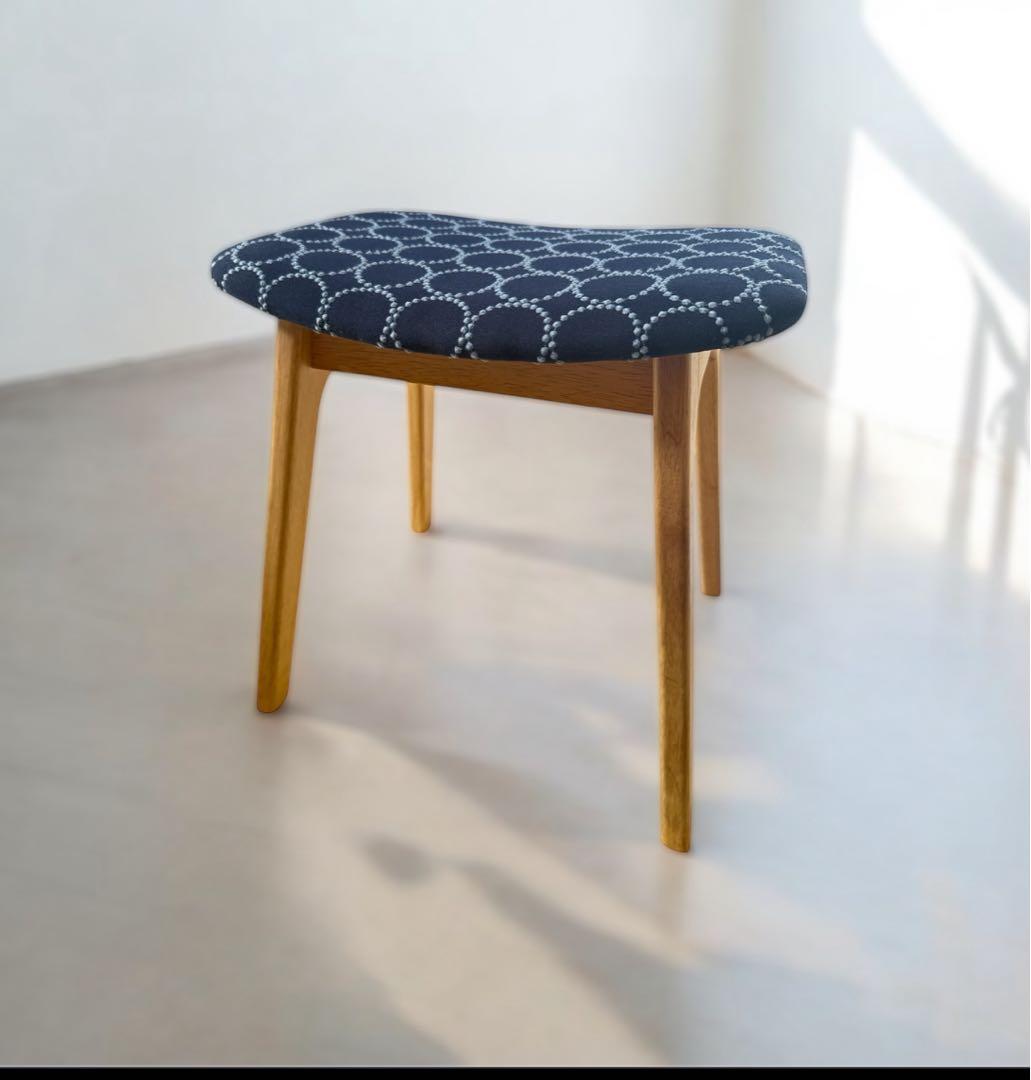 ミナペルホネン使用スツール　イス　椅子　チェア オットマン　インテリア　家具