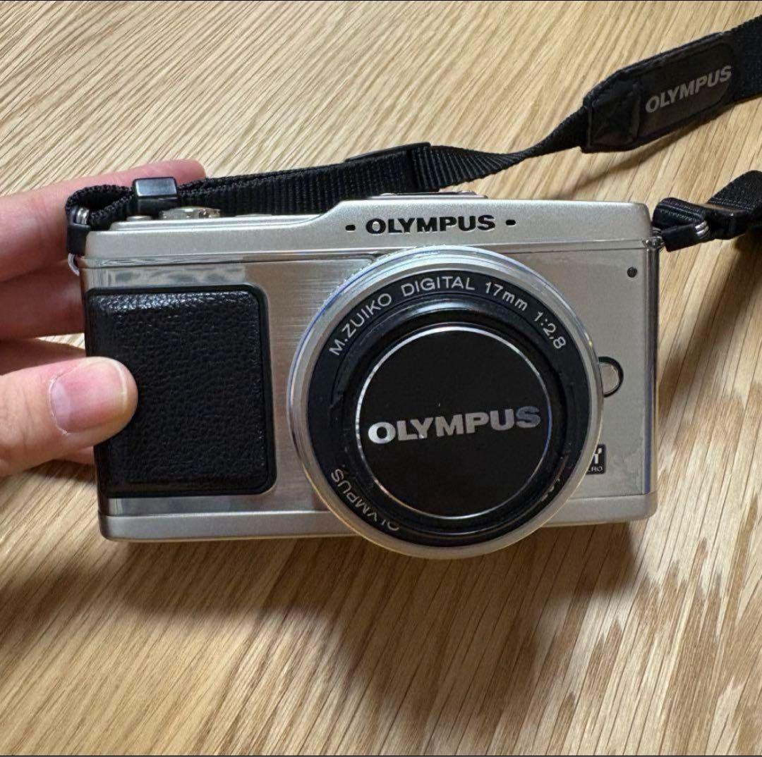 オリンパス　OLYMPUS PEN E-P1 ミラーレス一眼　レンズセット　本体