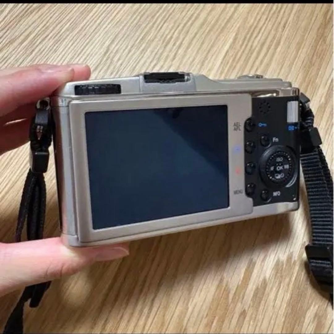 オリンパス　OLYMPUS PEN E-P1 ミラーレス一眼　レンズセット　本体