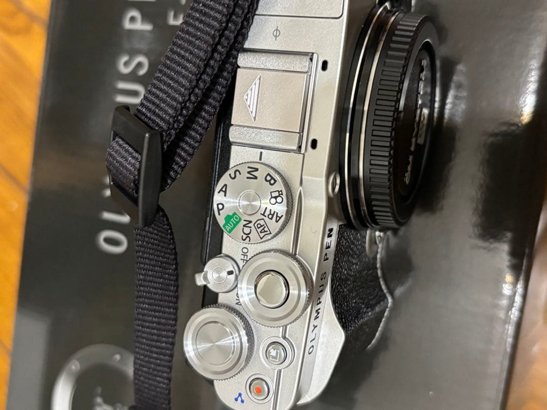 PEN E-P7 ボディ シルバー OLYMPUS ミラーレス一眼カメラ