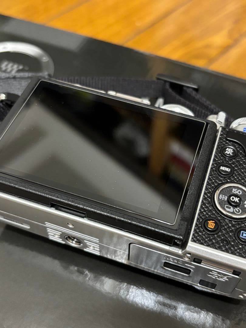 PEN E-P7 ボディ シルバー OLYMPUS ミラーレス一眼カメラ
