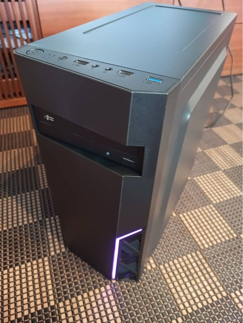 Windows11最新(25h2)認証 ZALMANケース使用デスクトップPC