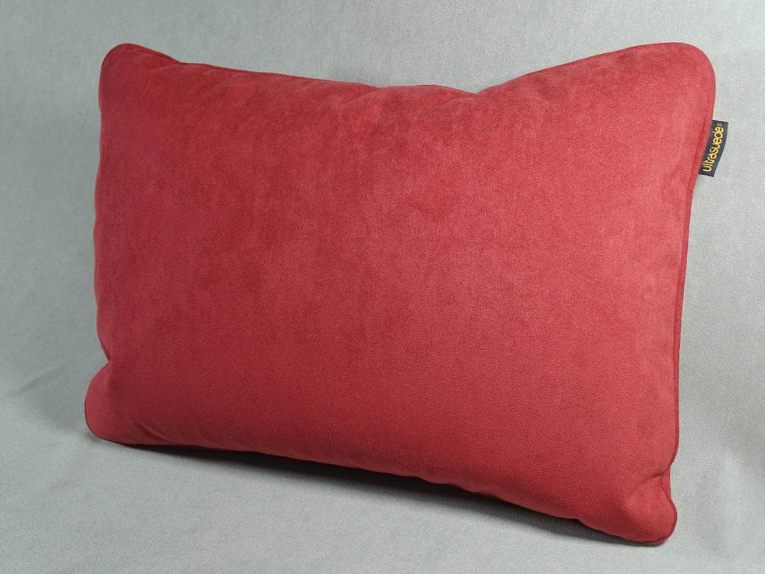 【最強の素材】高級車内装素材のクッション 触ったら戻れない ルビー