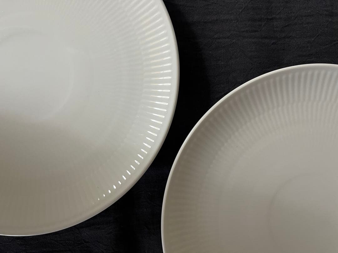 ホワイトフルーテッド ディーププレート 17cm &クーププレート 23cm