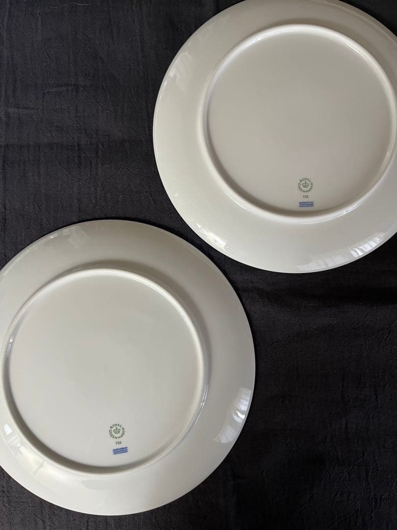 ホワイトフルーテッド ディーププレート 17cm &クーププレート 23cm
