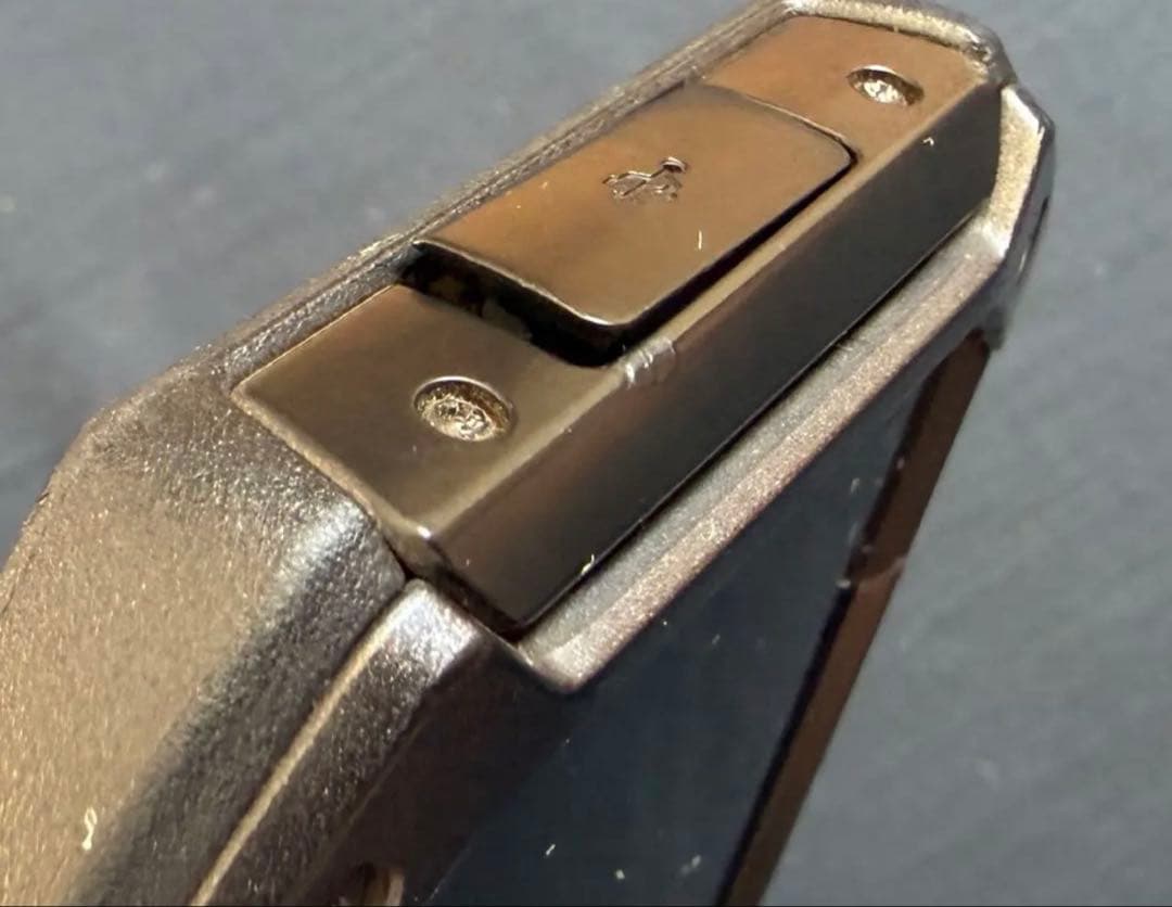 【特価‼️】TORQUE 5G KYG01/ブラック