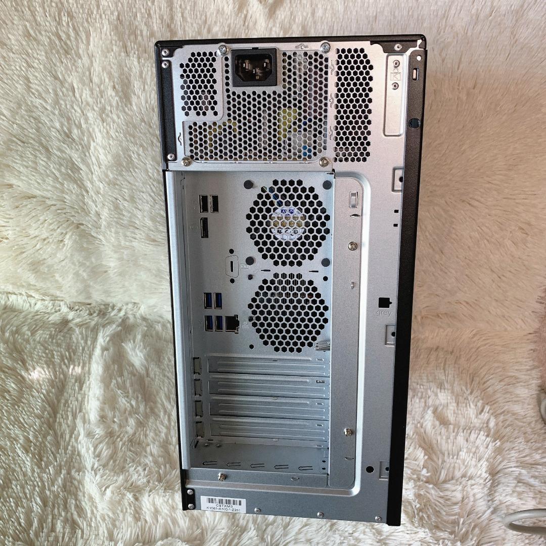 美品　PRIMERGY TX1310 M3 サーバー