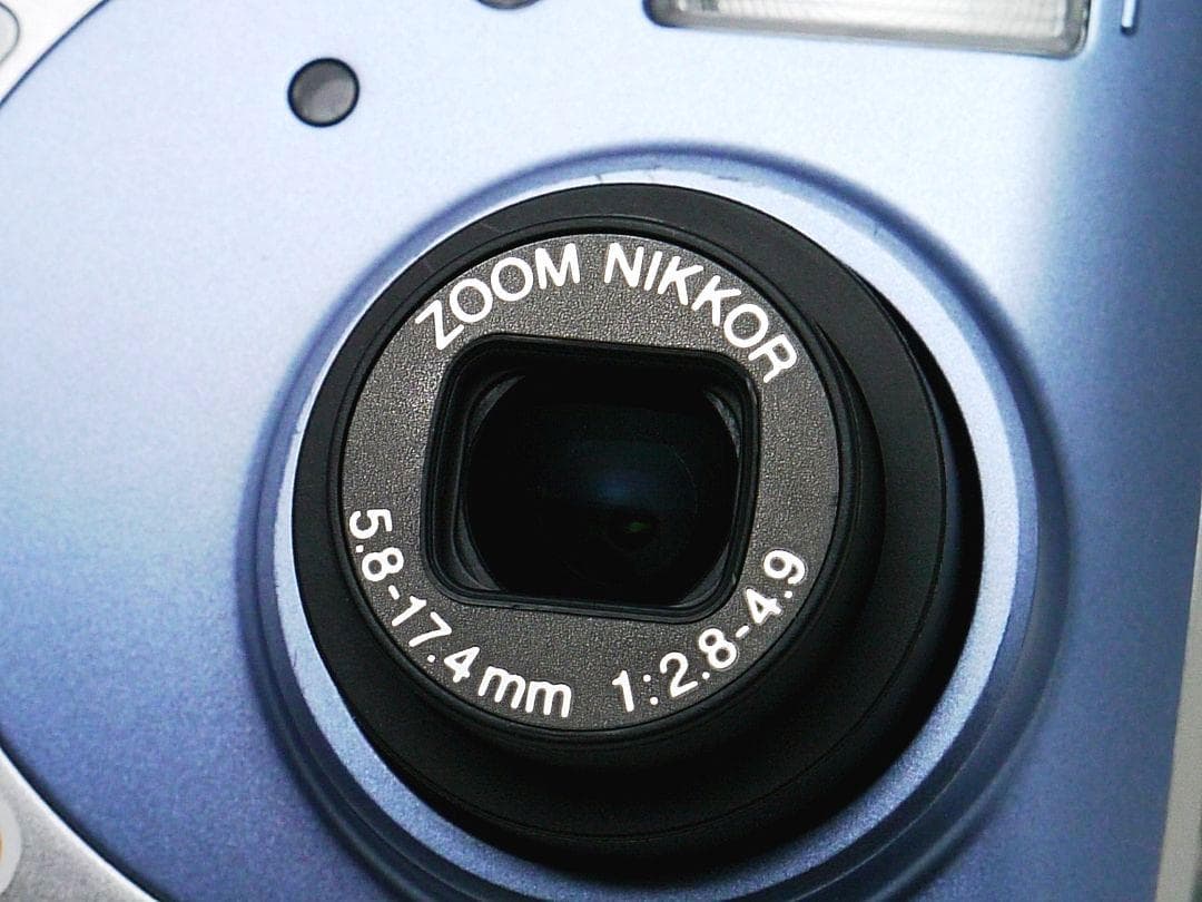 Nikon COOLPIX 2000 試写あり 良品 箱＆付属品付 単三電池仕様